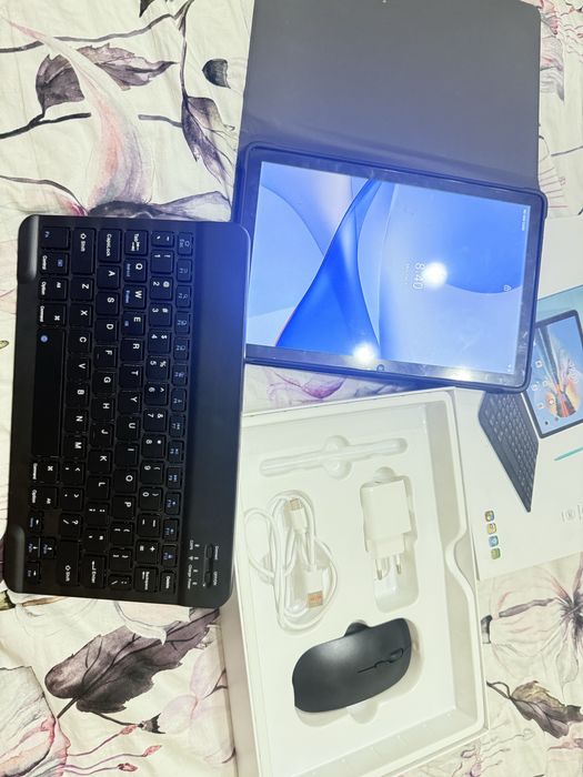 Planshet yengi* srochno