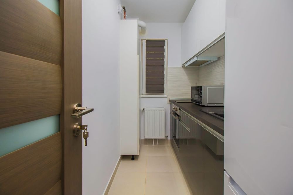 Vând Apartament 3 camere complet renovat zona  Cireșica , Constanța  Ideal locuință sau investiție