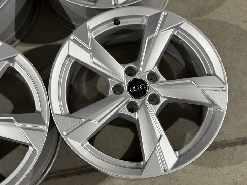 4бр. КАТО НОВИ 18” ОРИГИНАЛНИ Джанти 5х112 за -AUDI/VAG- 8Jx18H2, ET39