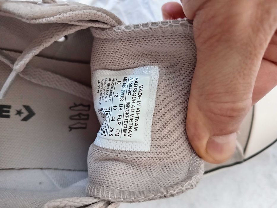 Чисто нови Гуменки Converse