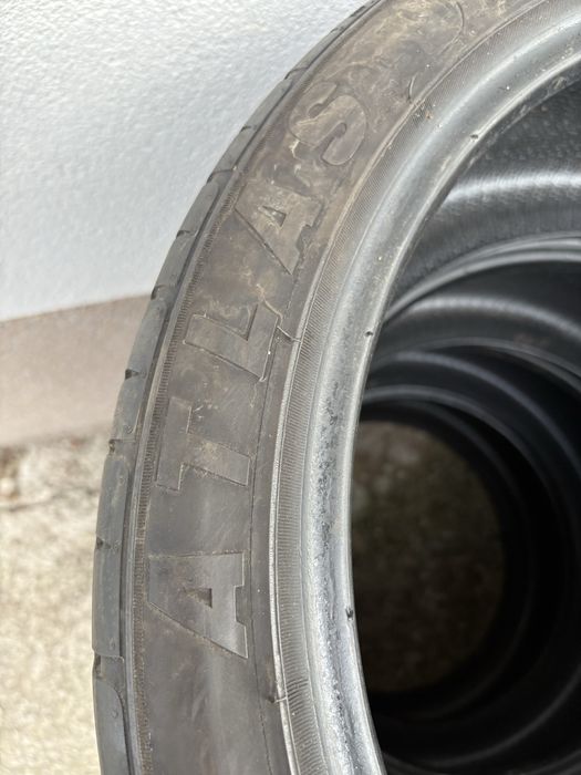 Летни гуми 235/40/18 Atlas