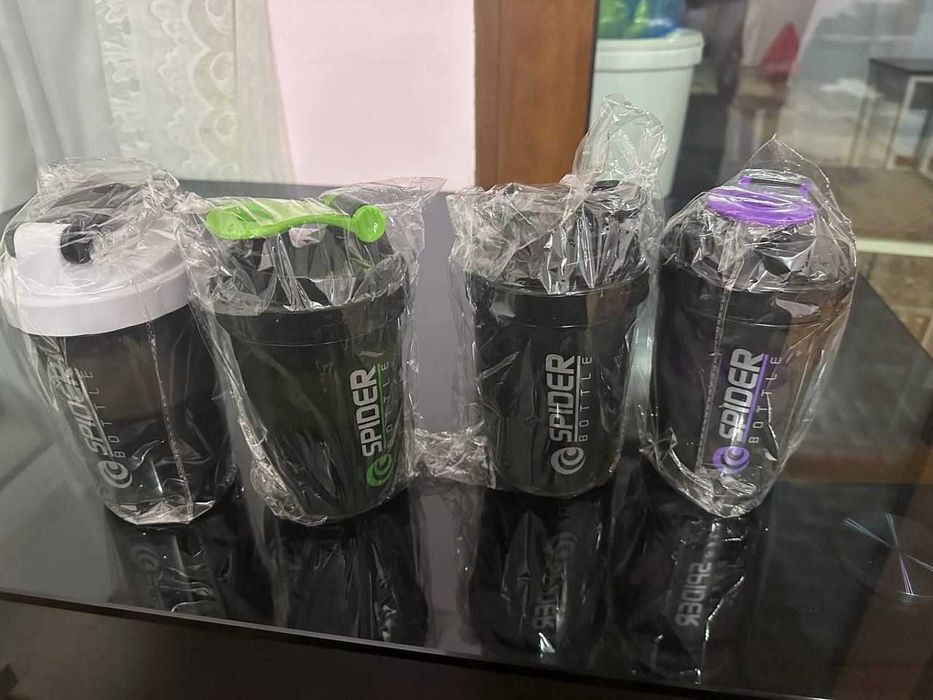 Шейкеры для воды и напитков