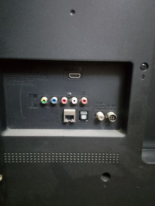 Телевизор на запчасти LG