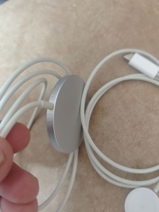 Беспроводная зарядка Apple MagSafe