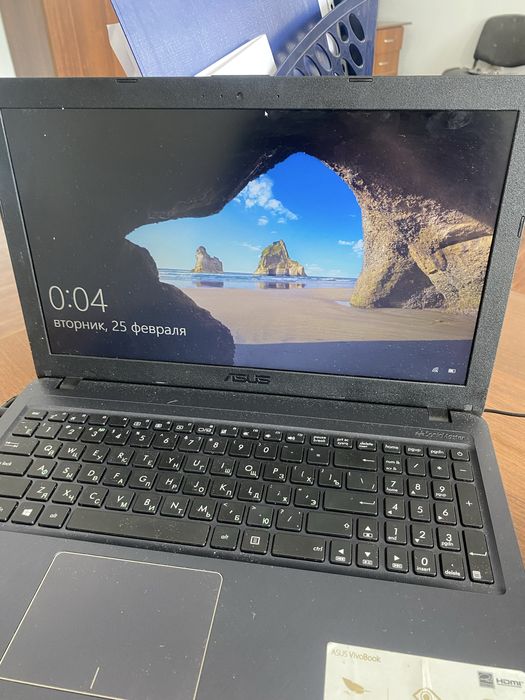 Ноудбук Asus Windows 10