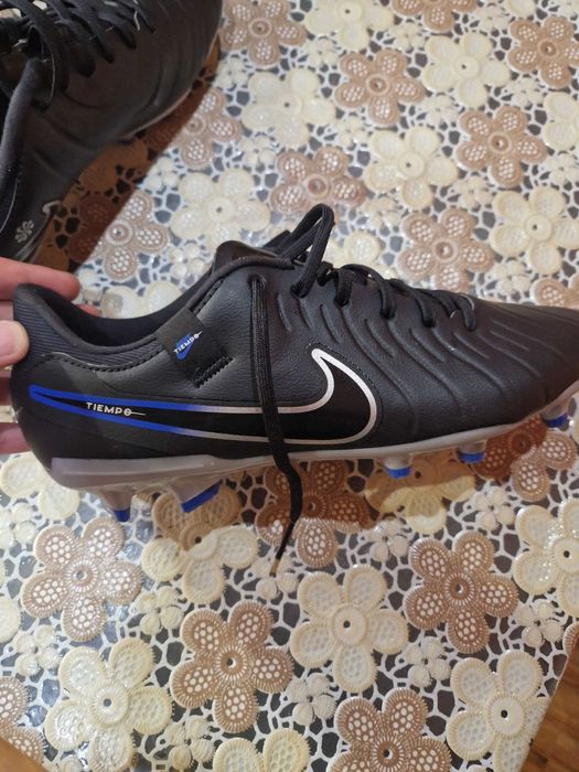 Бутонки Nike Tiempo