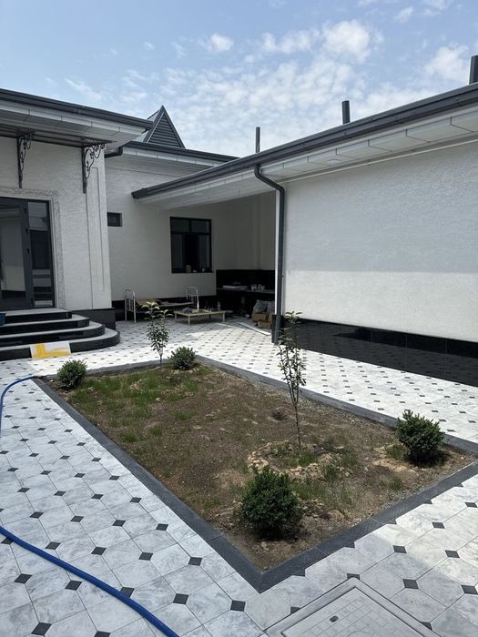 Срочно! Продажа. 8 ком, 3 сот. Уйсозлар