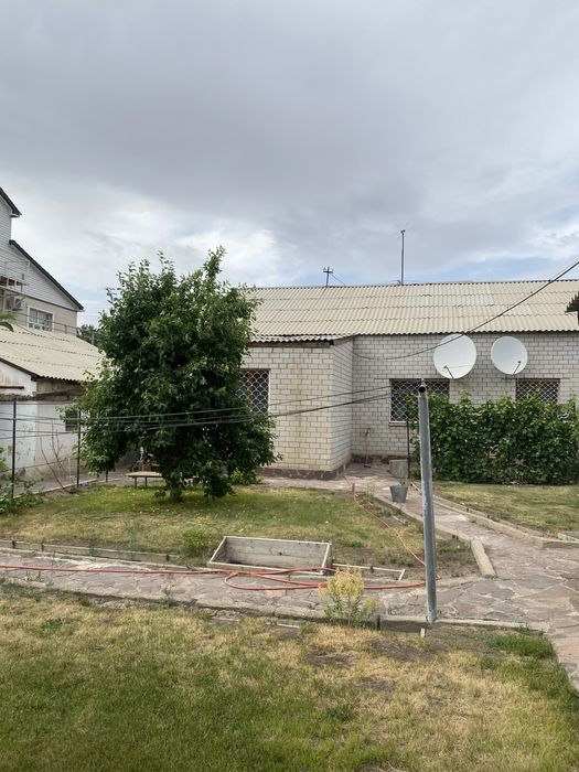 Продается коттедж в центре города