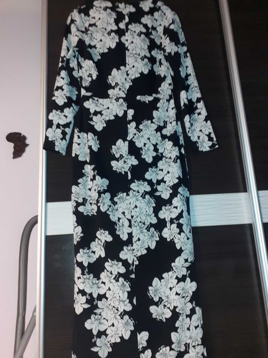 Дълга официална секси рокля.С етикет.