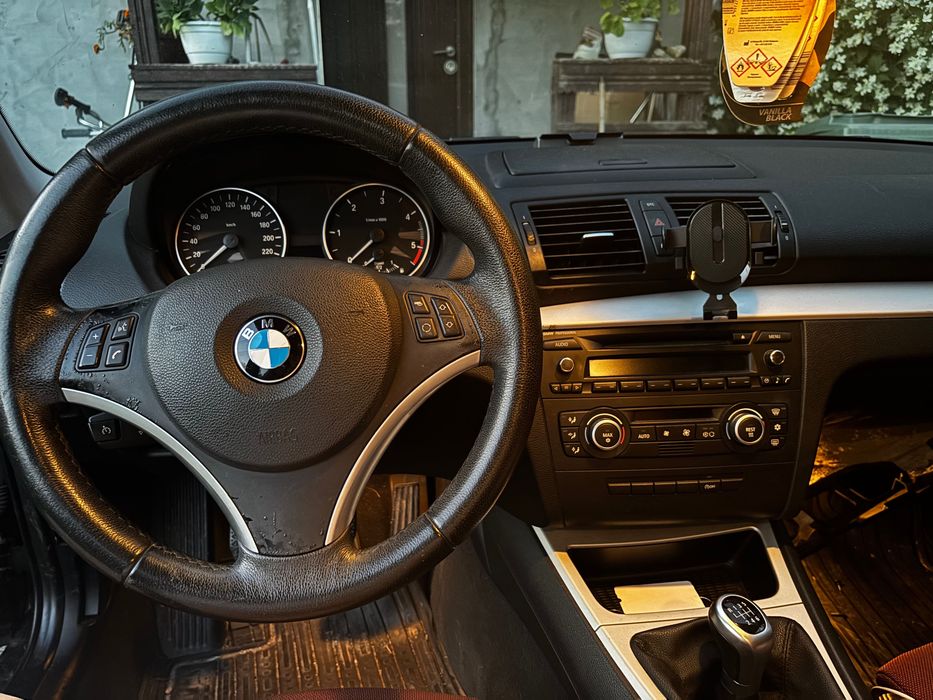 BMW seria 1 2009