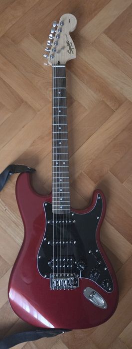 Chitara electrica  Fender Squier Strat + amplificator  Frontman 15G