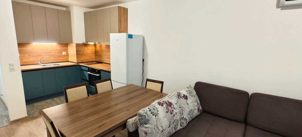 Двустаен апартамент под наем в жк. Дружба 1