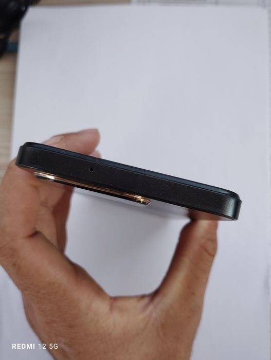 Soroshni sotiladi yokiy bartilga Honir x 6 B