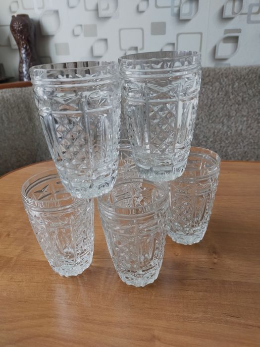 Продам хрустальные стаканы