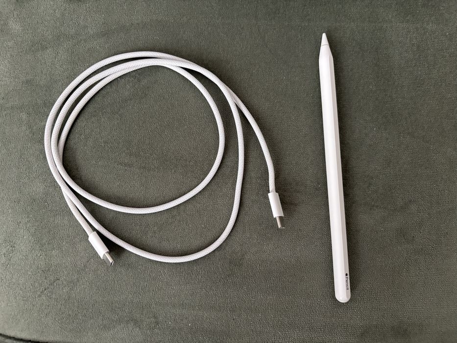 срочно продам iPad Air 2022 64гб серый