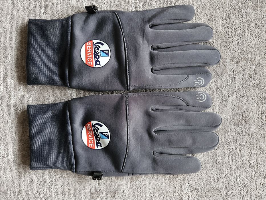 -50% намаление! Vespa , Веспа / Каска, ръкавици ,ръкохнатки , и заключ