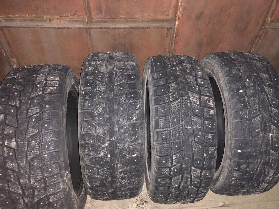 Продам зимнию резину на 19