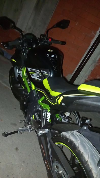 Kawasaki z 124 (2019)