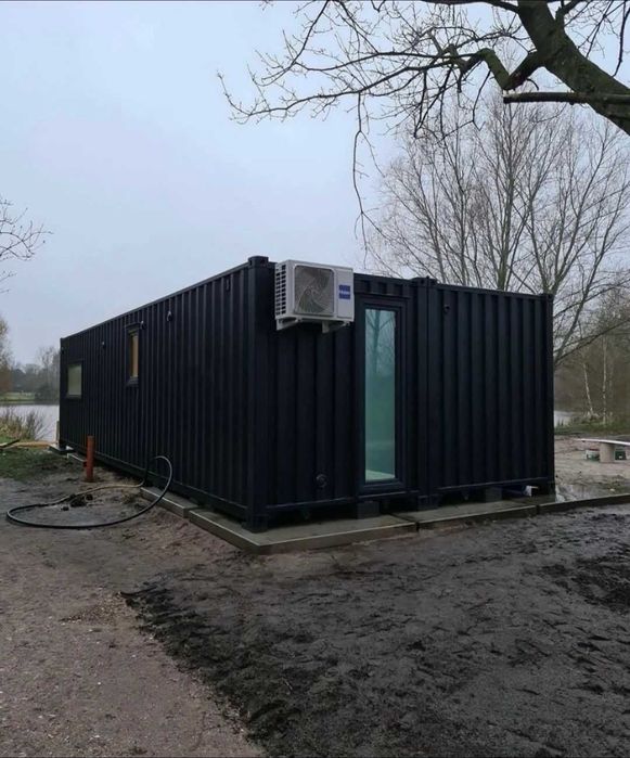 Модульное здание из контейнеров