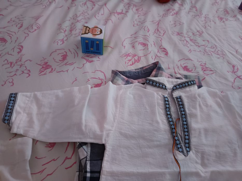 Cămașă tradiționala băieței