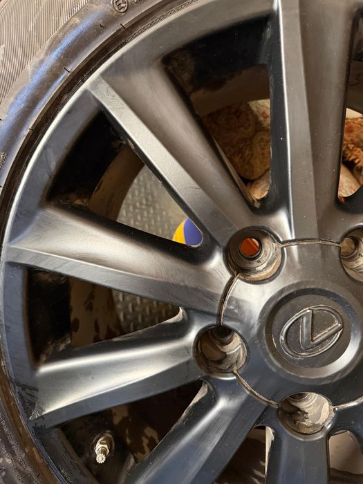 Lexus 570, диски с резиной оригинал!