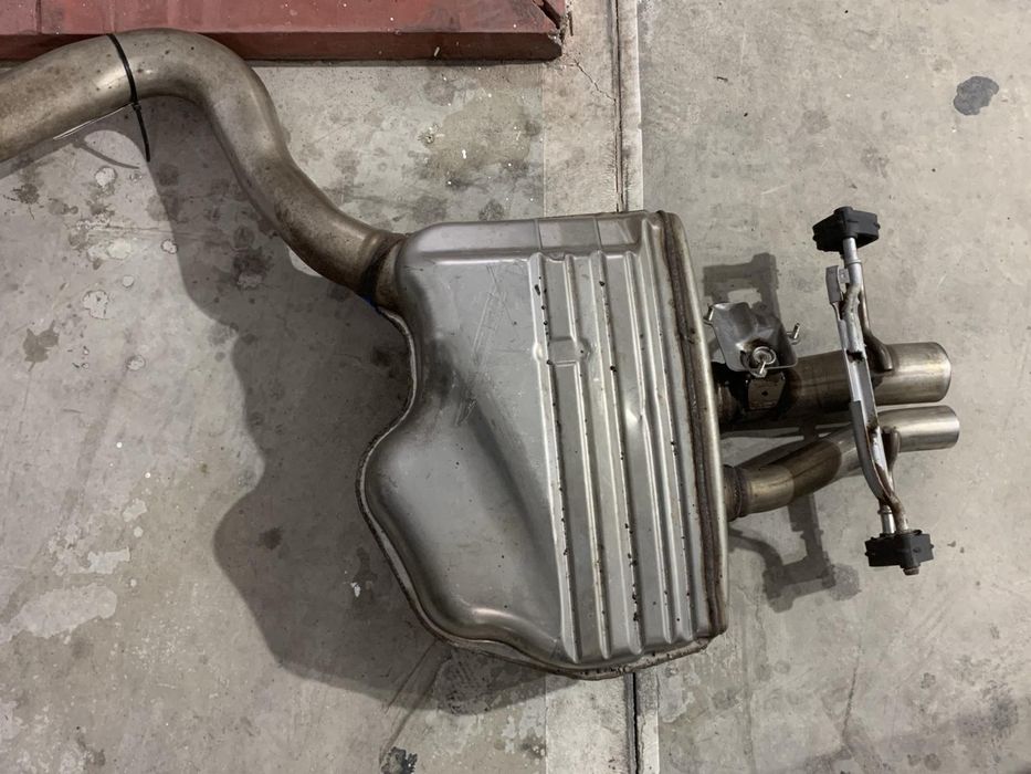 ляв накрайник и ляво гърне за мерцедес S class w222