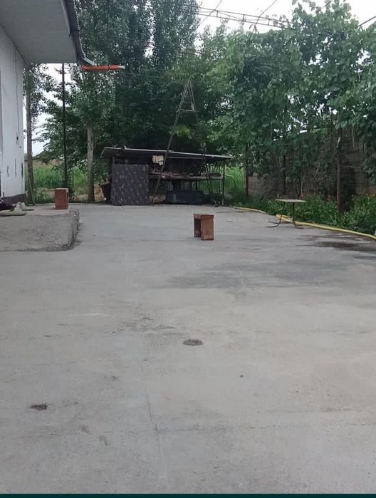Uy sotiladi Nurafshanda