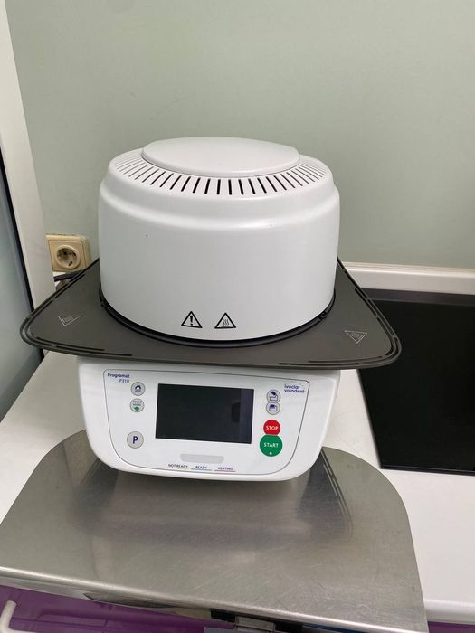 Зуботехническое оборудование