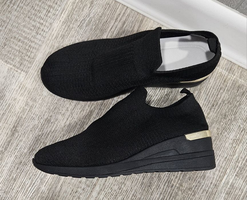 Слипоны модные женские