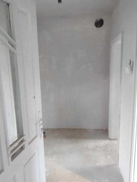 Продавам къща в гр. Криводол