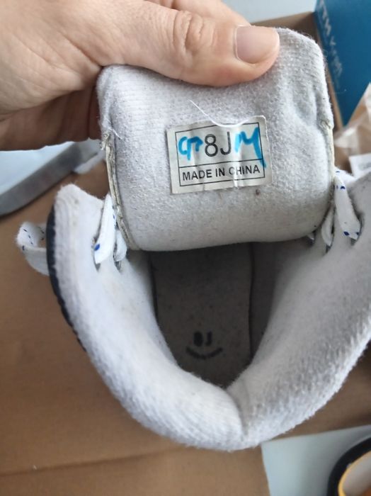 Продам коньки  детские