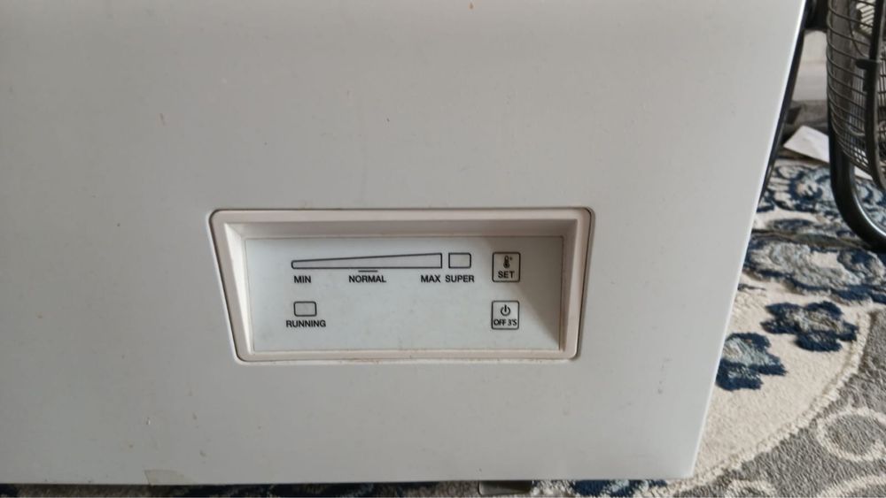 Продаю морозильник 316л