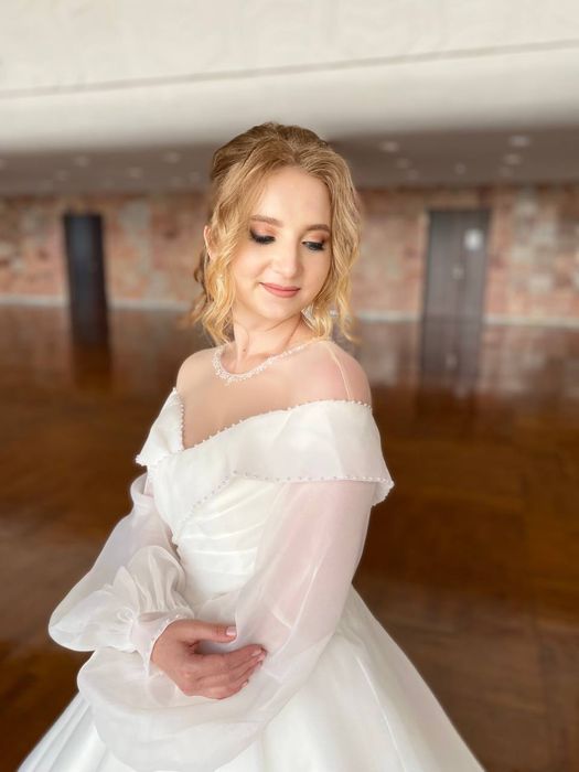 Продам НОВОЕ свадебное платье