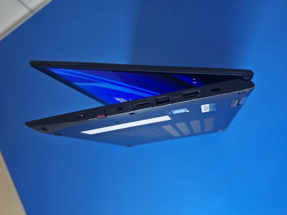 Lenovo thinkpad x380 yoga 2in1 touchscreen 256G ssd  Гаранция 6м!!!