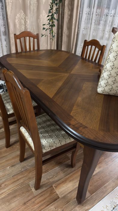 Продам стол со стульями