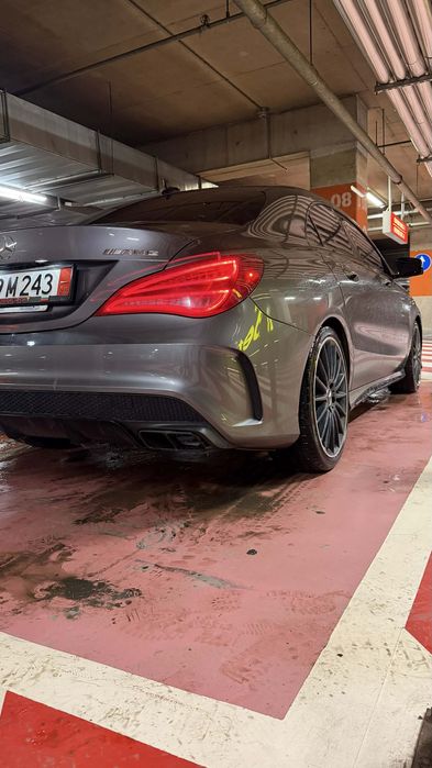 Mercedes-Benz CLA 45 AMG