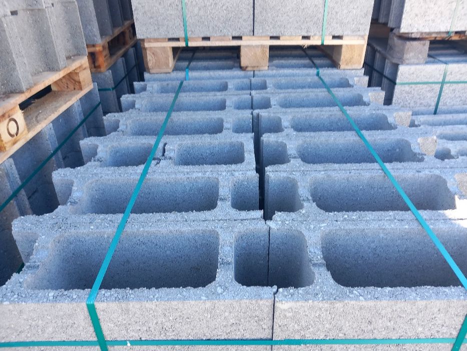 Boltari din beton vibropresati