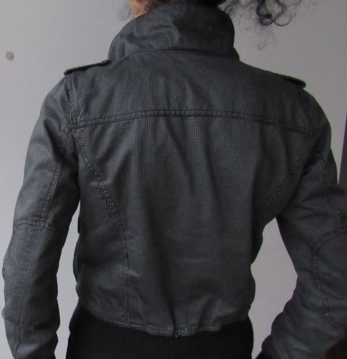 Geaca jacheta dama din textil marime S culoare gri imprimat