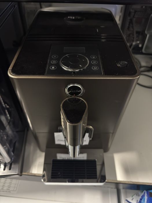 Espressor automat JURA ENA Micro 9 One Touch, factura si garantie 12 luni