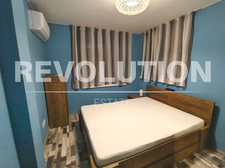 Дава се под наем Двустаен апартамент в Варна, Изгрев - 44 кв.м за 408.51 € - Снимка #2