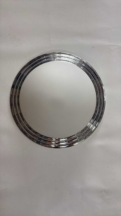 Plafoniere metal și sticlă -8 MODELE