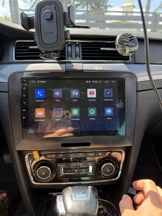 Navi Android Skoda Superb 2 dedicata