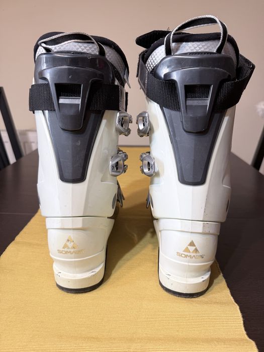 Clapari dama :  Fischer 25.5 (Marime: 39-40)