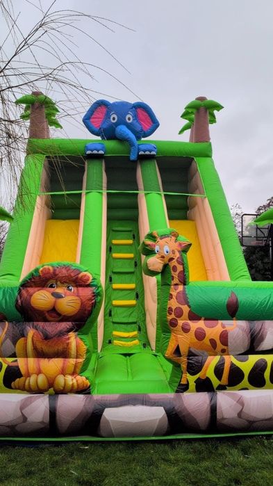 Tobogan gonflabil de închiriat