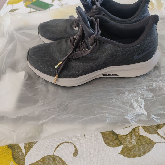 Дамски маратонки