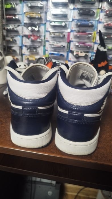 Jordan 1 obsidian gold