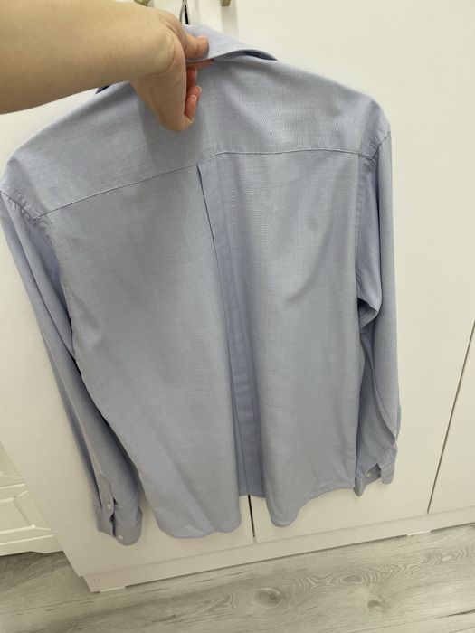 Голубая рубашка классическая в хорошем состояние