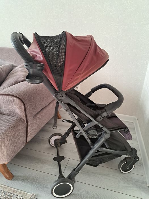 Коляска в отличном состоянии