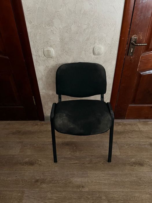 Стулья офисные зеркало