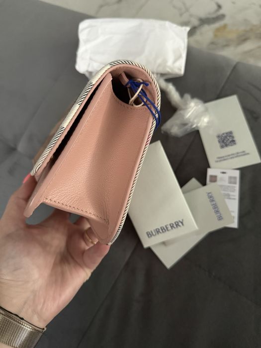 Burberry Madison чанта